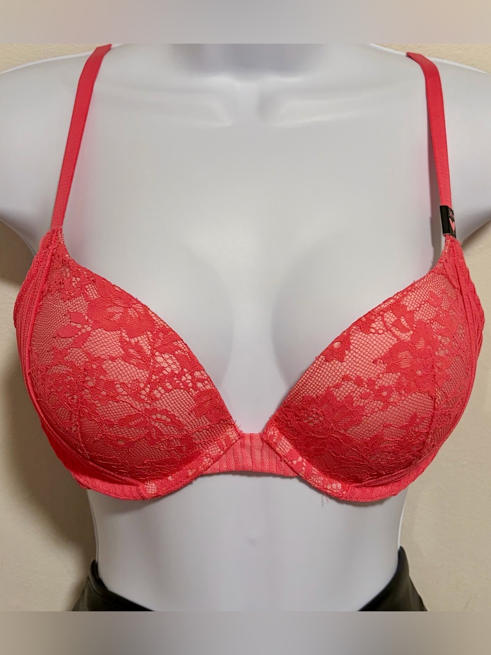 Victoria's Secret Coral Lace Push-Up Bra